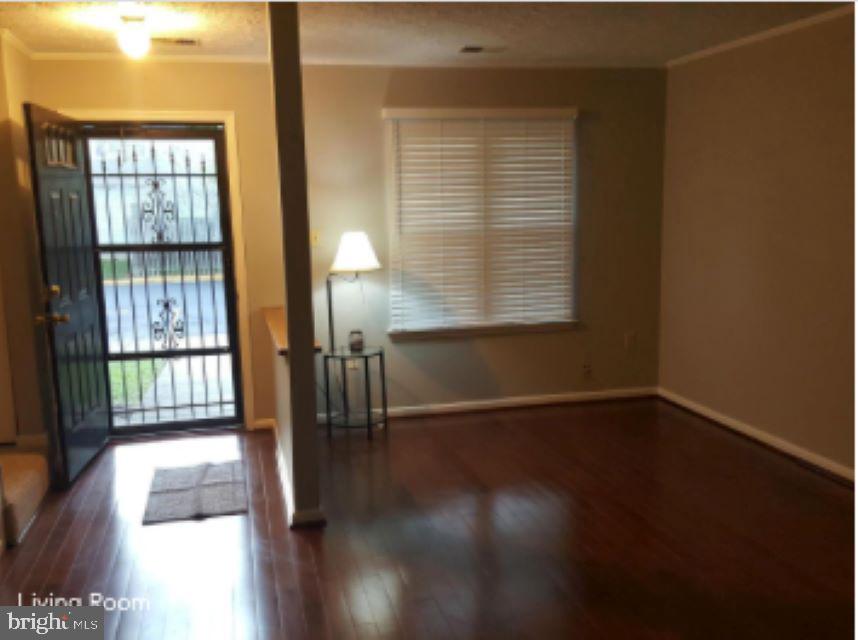 RIVERSIDE RUN - Residential