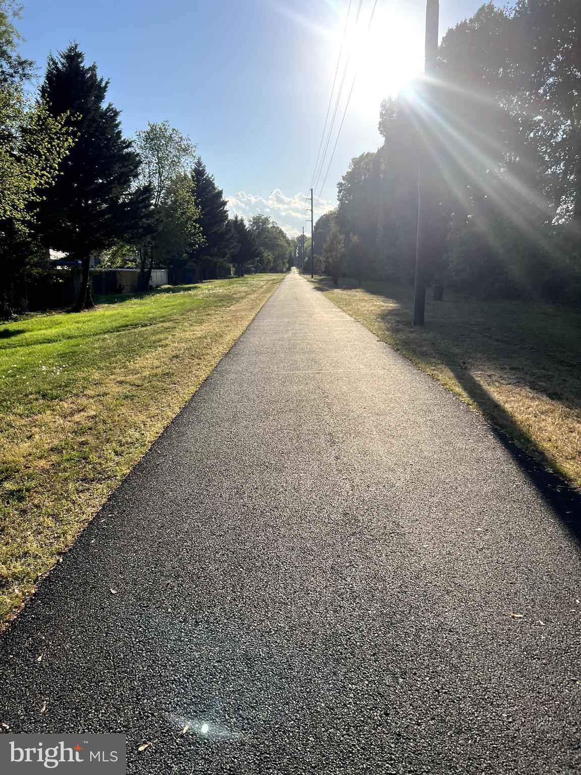 RIVERSIDE RUN - Residential