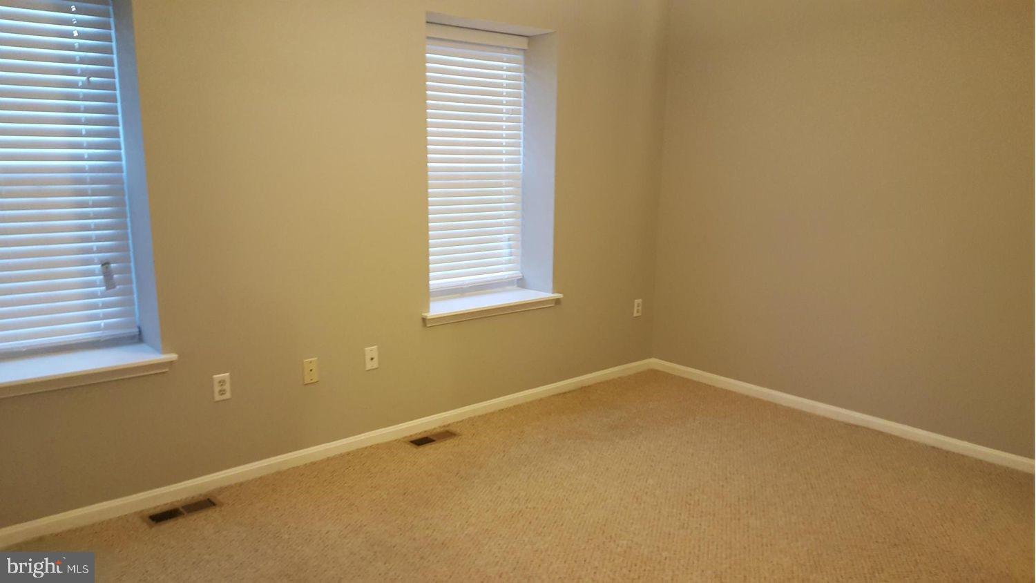 RIVERSIDE RUN - Residential