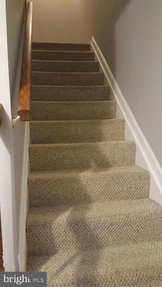 RIVERSIDE RUN - Residential