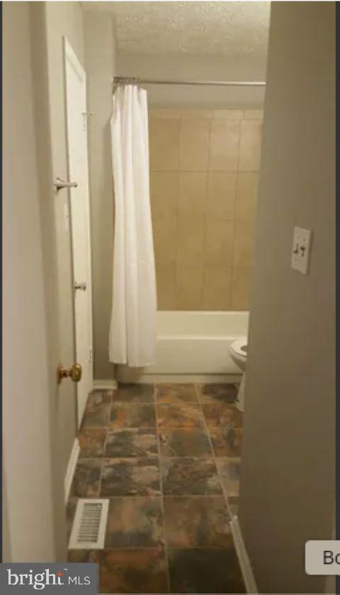 RIVERSIDE RUN - Residential