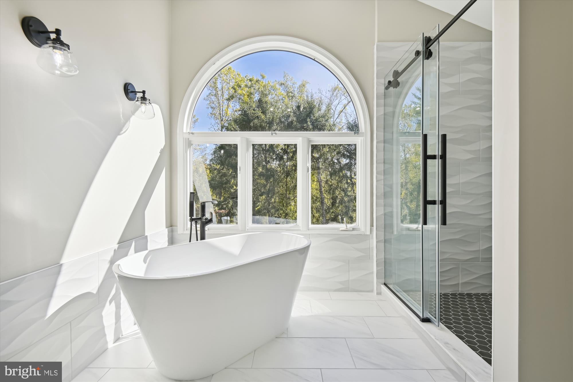 FALLS ROAD CORRIDOR - Residential