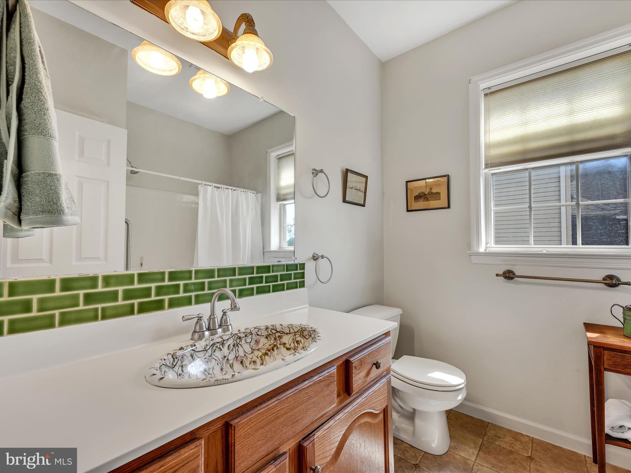 LINCOLNS MEADOW - Residential