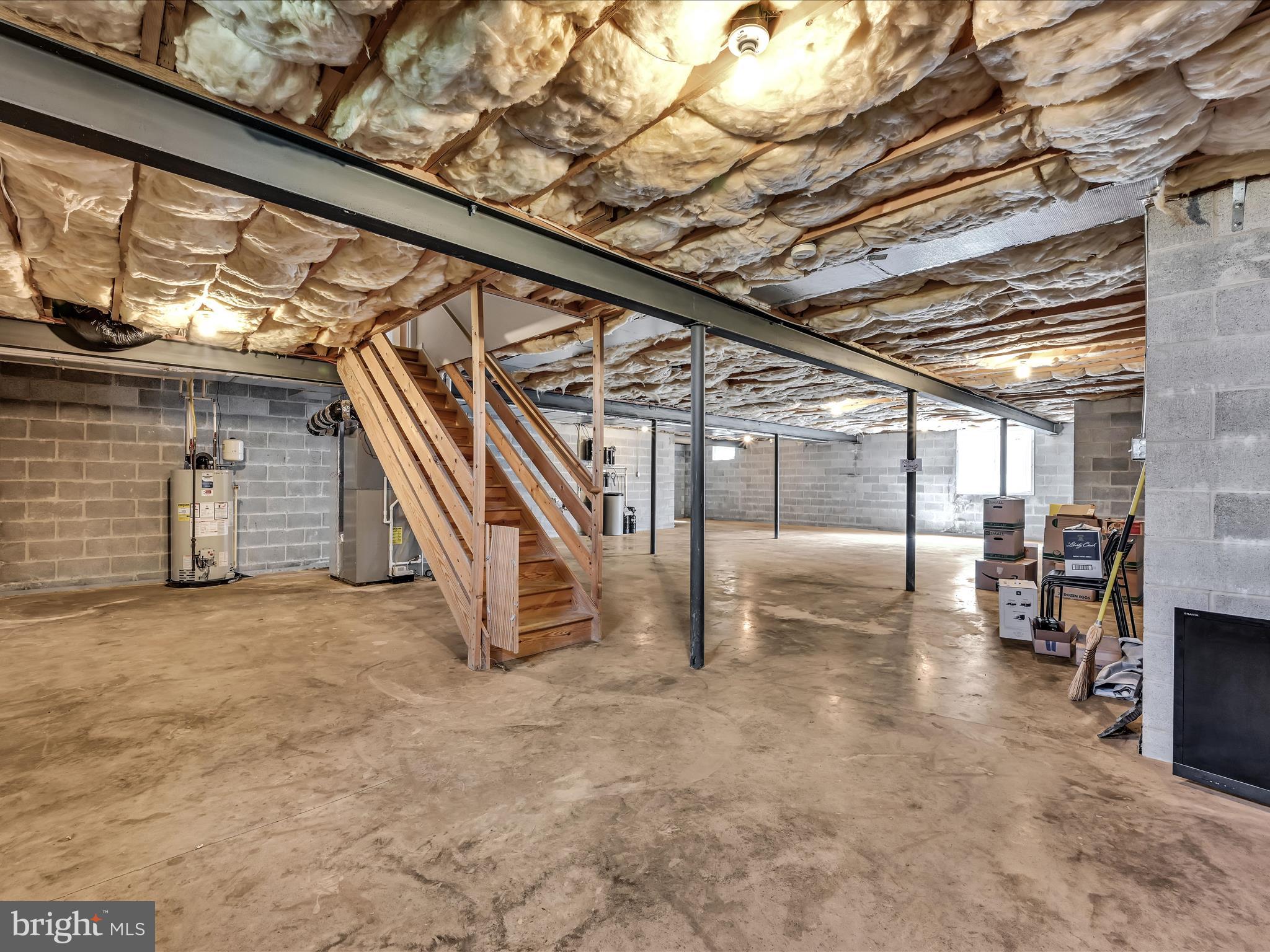 LINCOLNS MEADOW - Residential