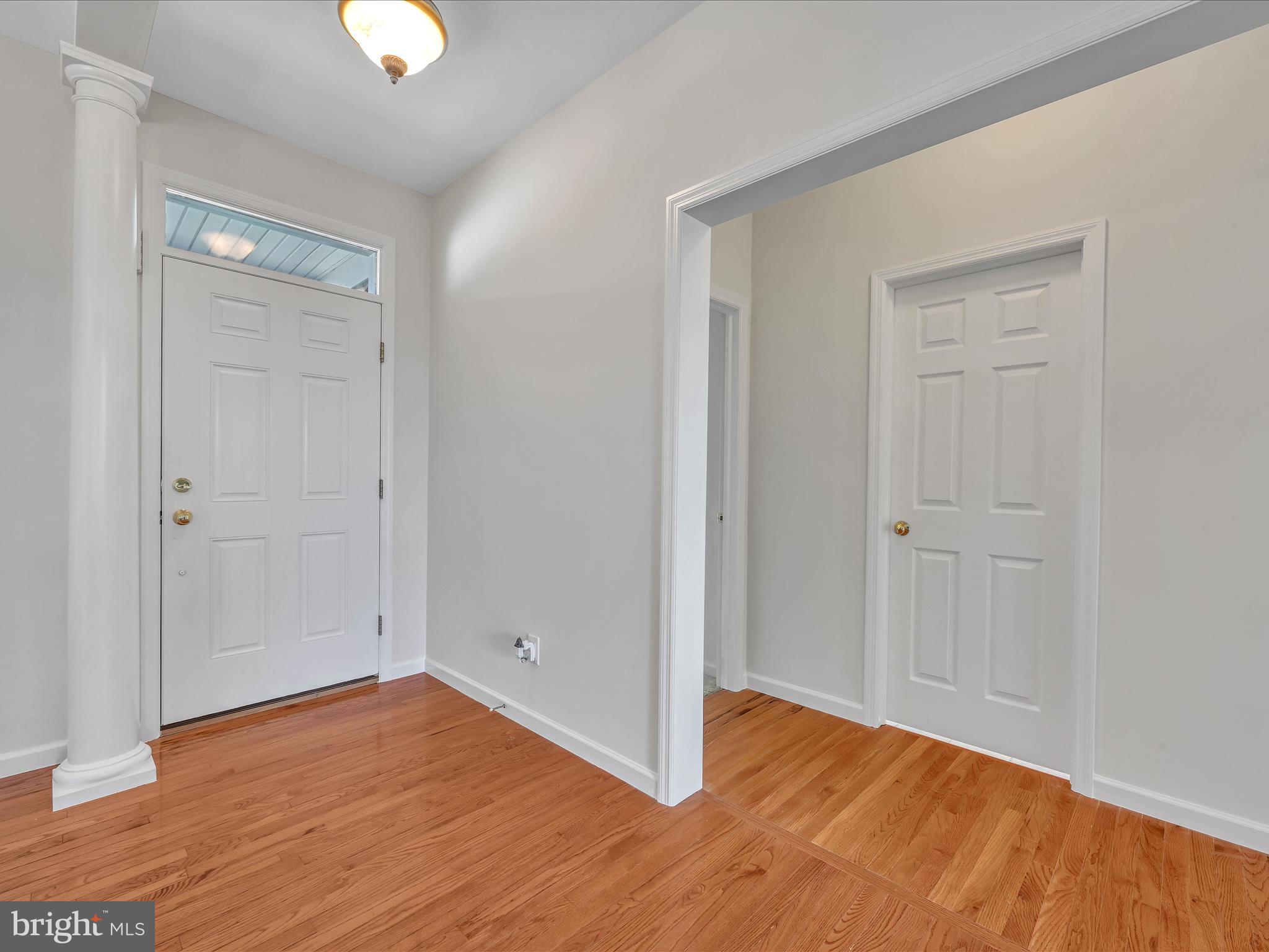 LINCOLNS MEADOW - Residential