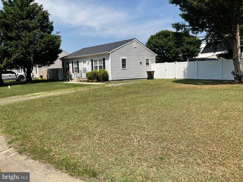 Homes For Sale - 11 9th Street<br/> RIDGELY, MD 21660