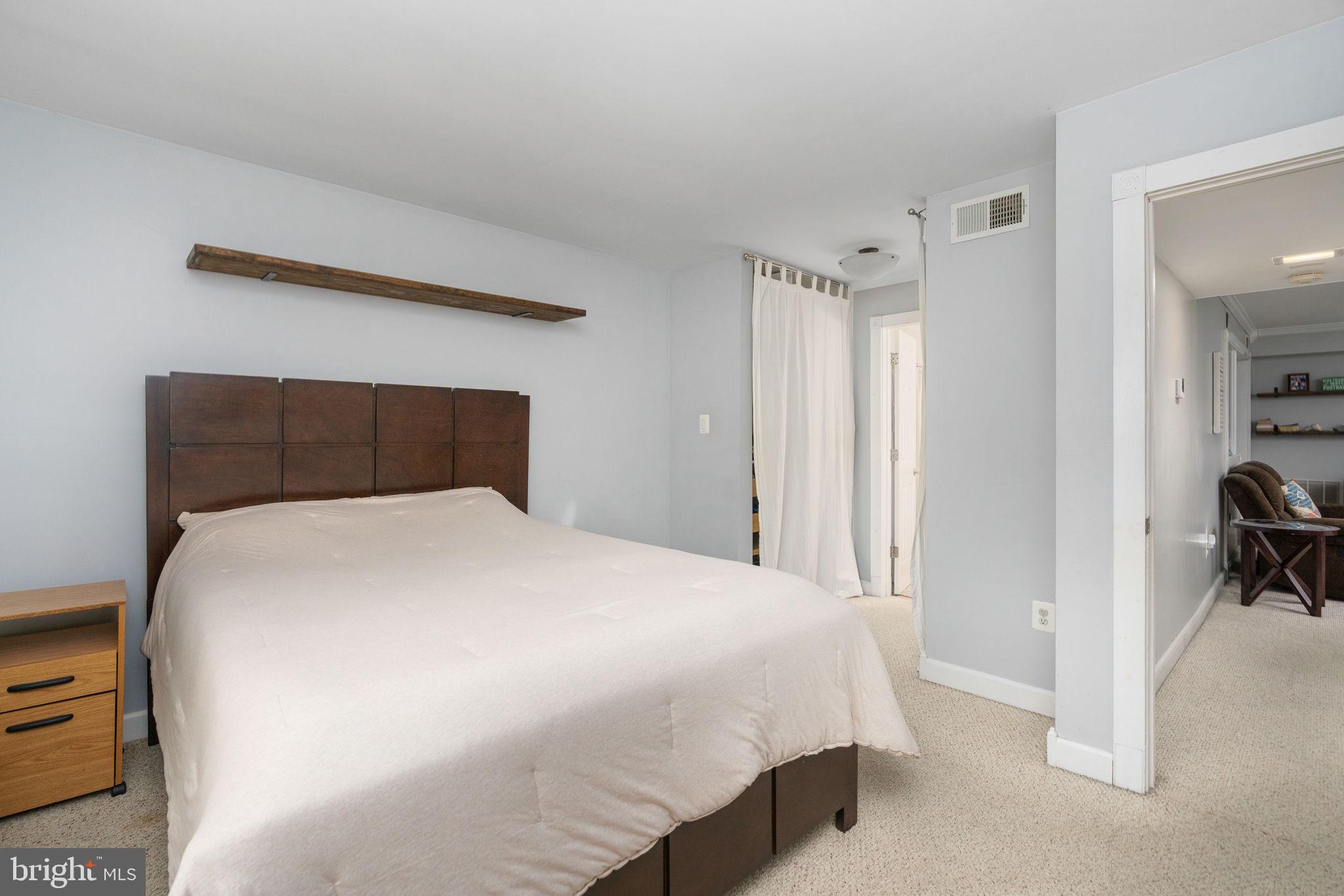 ANTIETAM SQUARE CONDO - Residential