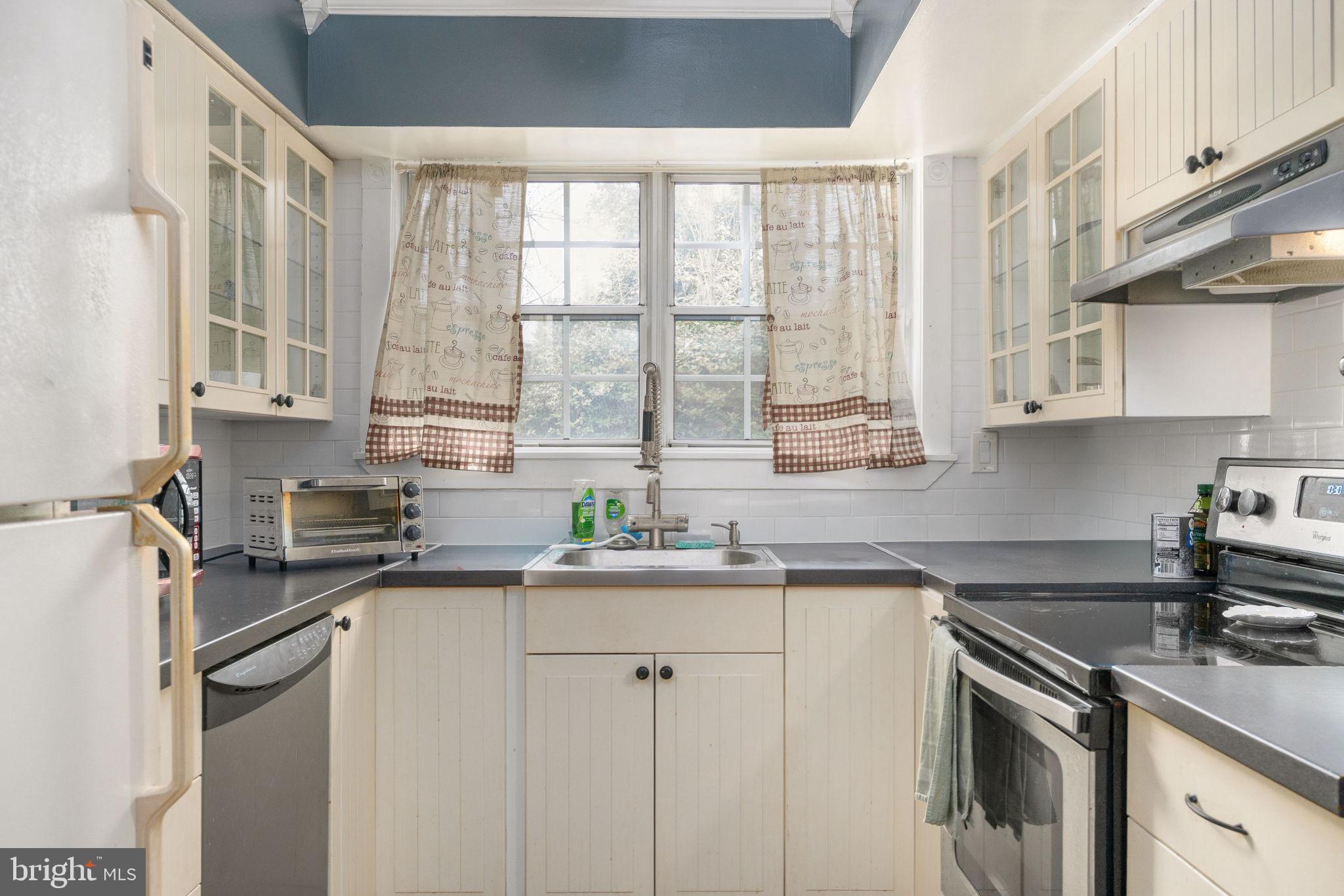 ANTIETAM SQUARE CONDO - Residential