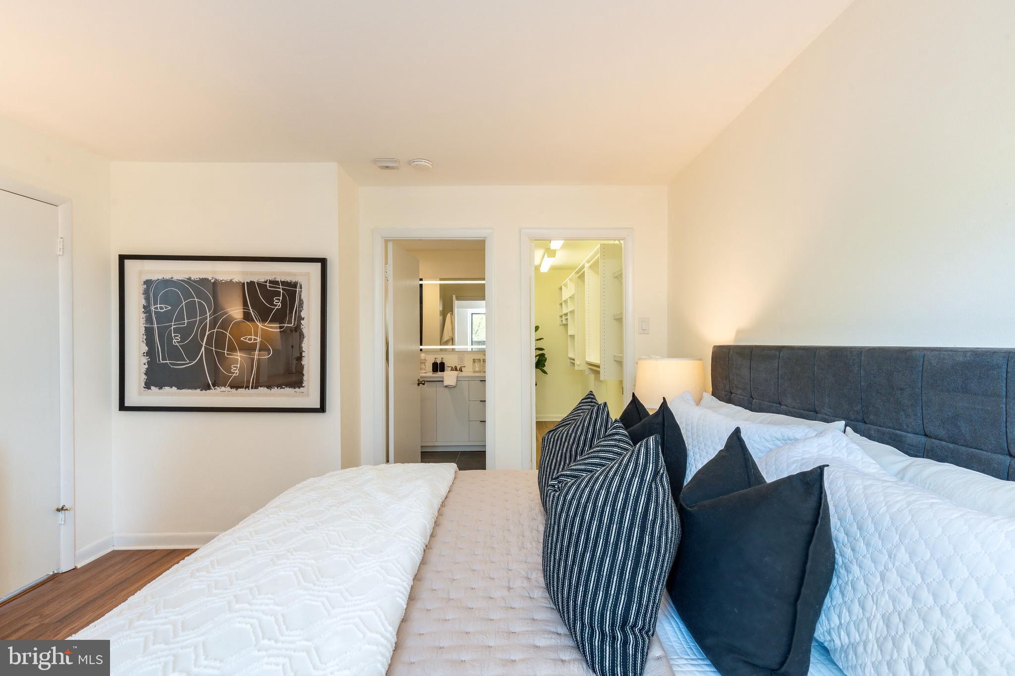 OAK HILL - Residential