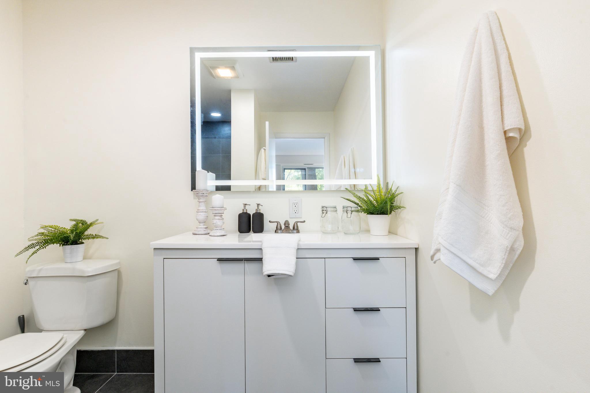 OAK HILL - Residential