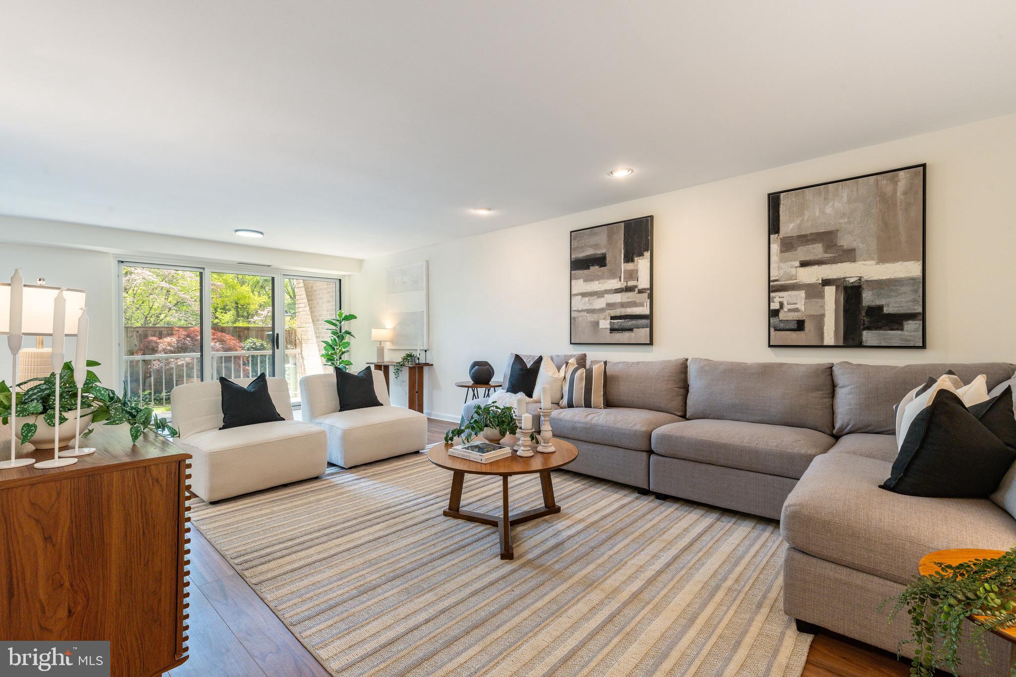 OAK HILL - Residential