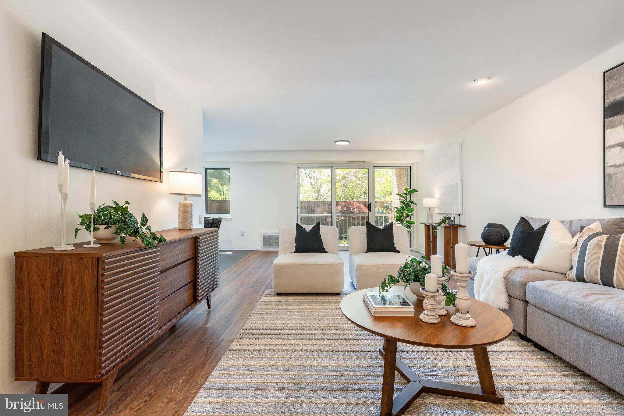 OAK HILL - Residential