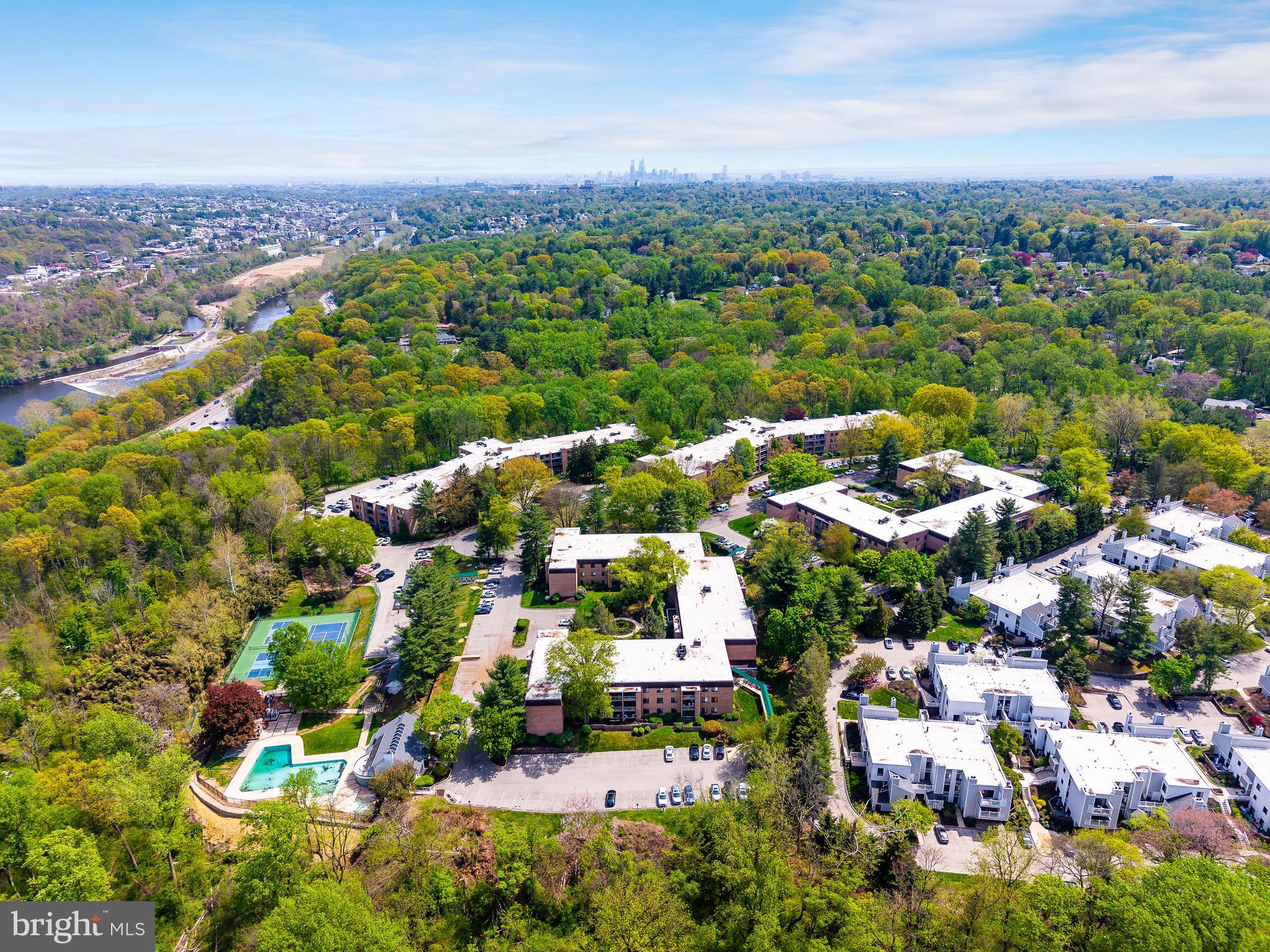 OAK HILL - Residential