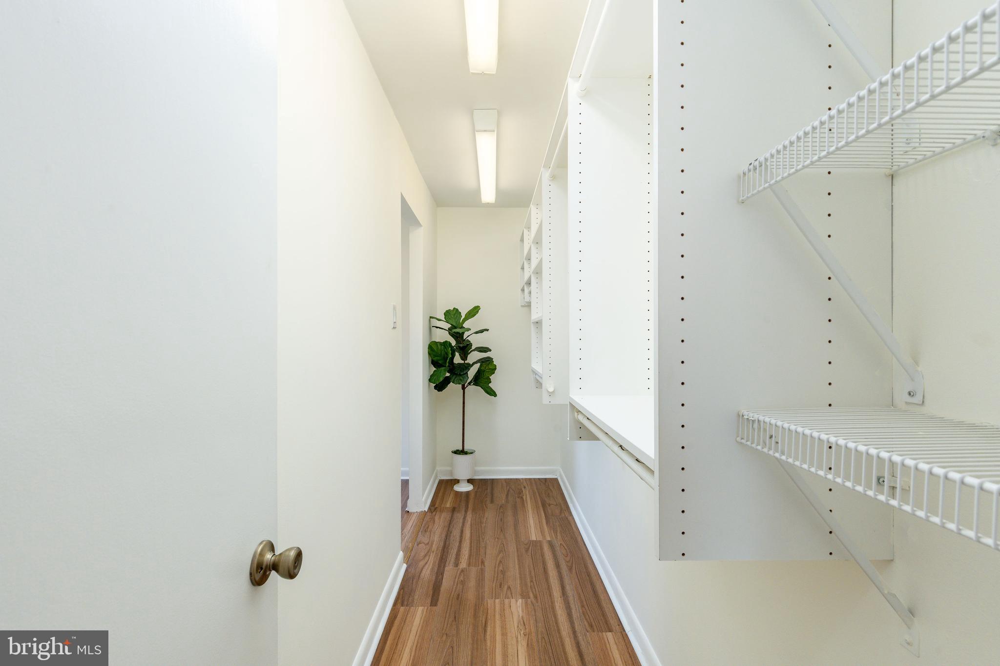 OAK HILL - Residential