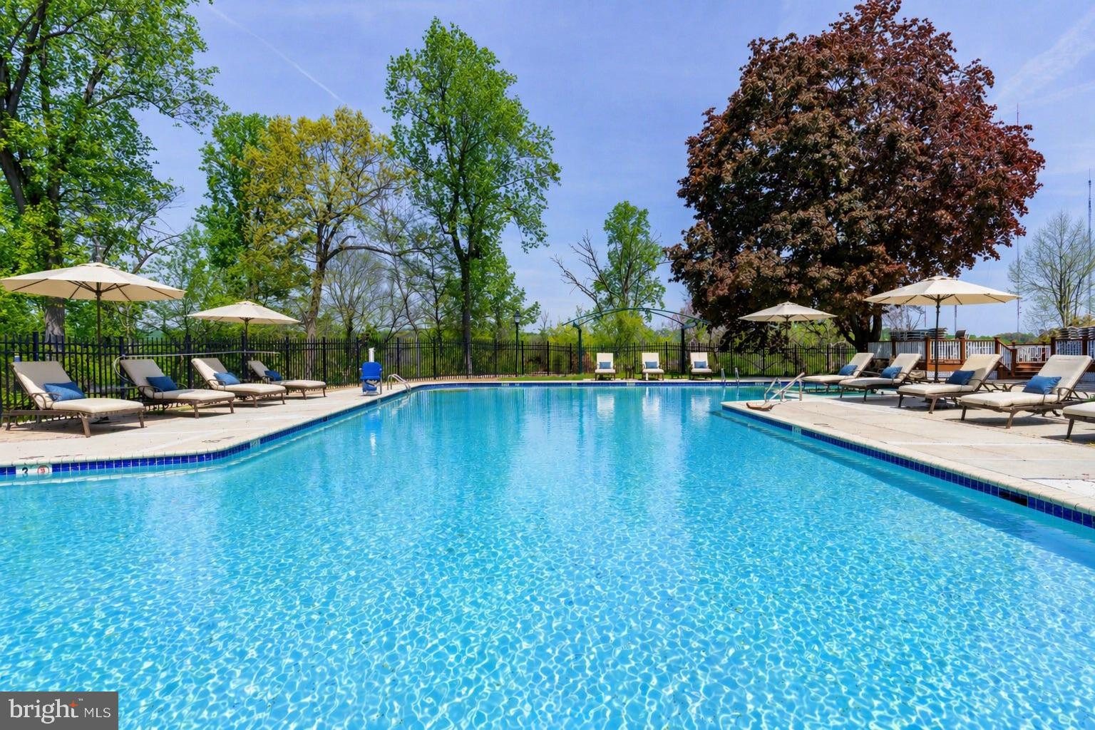 OAK HILL - Residential