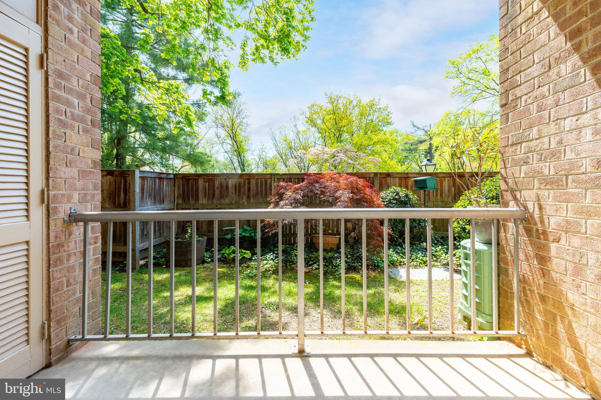 OAK HILL - Residential