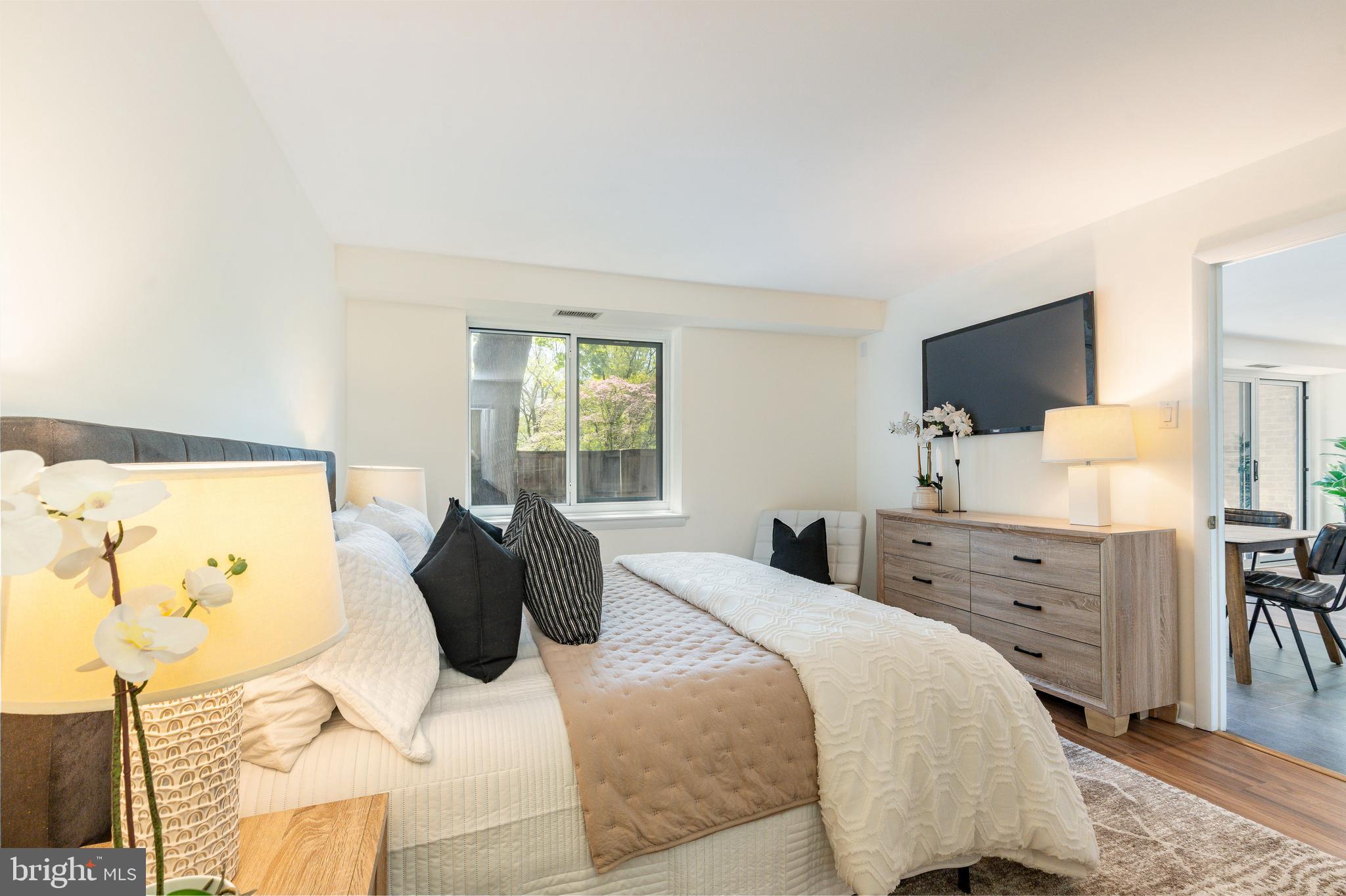 OAK HILL - Residential