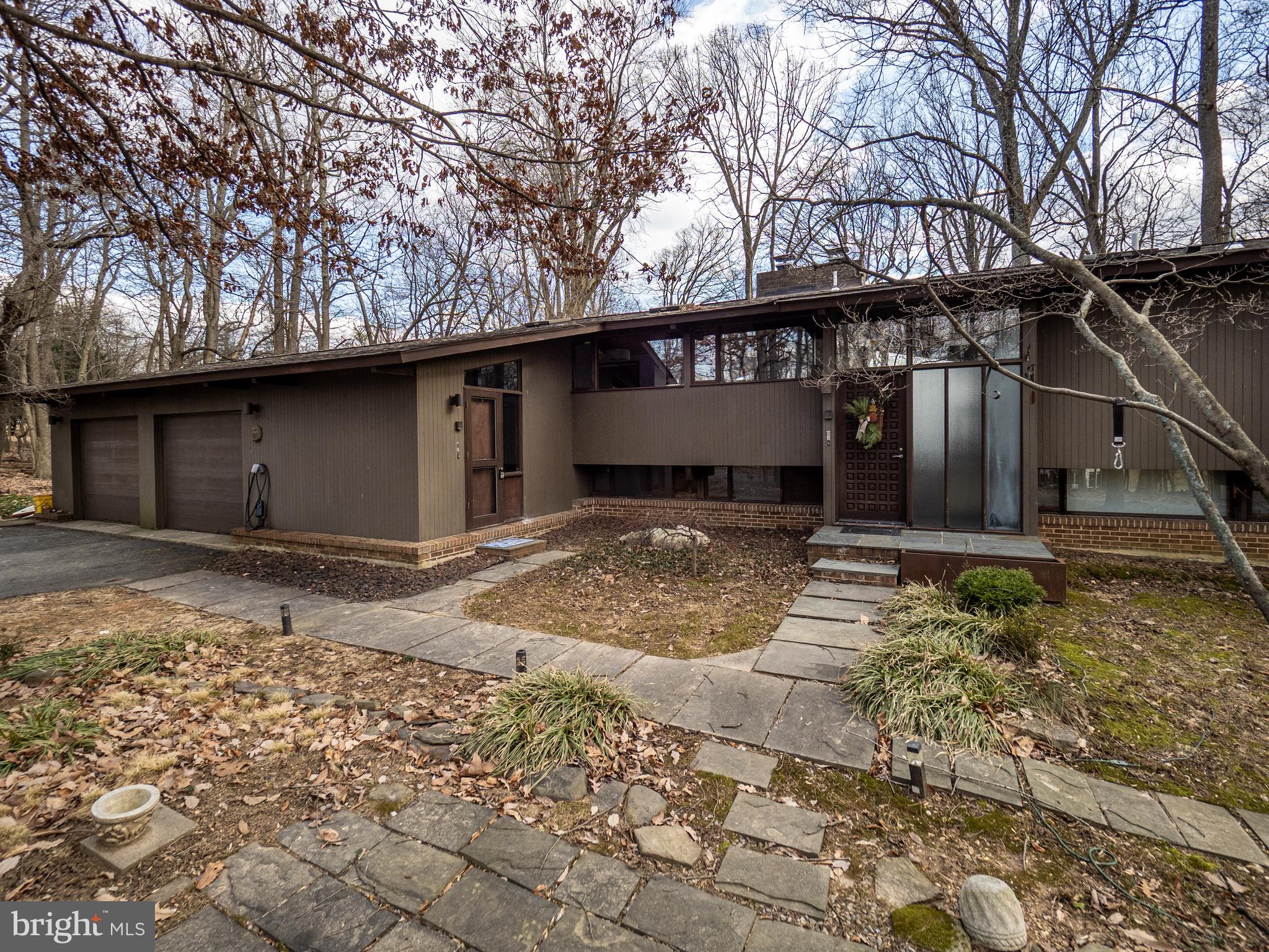 DARNESTOWN KNOLLS - Residential Lease