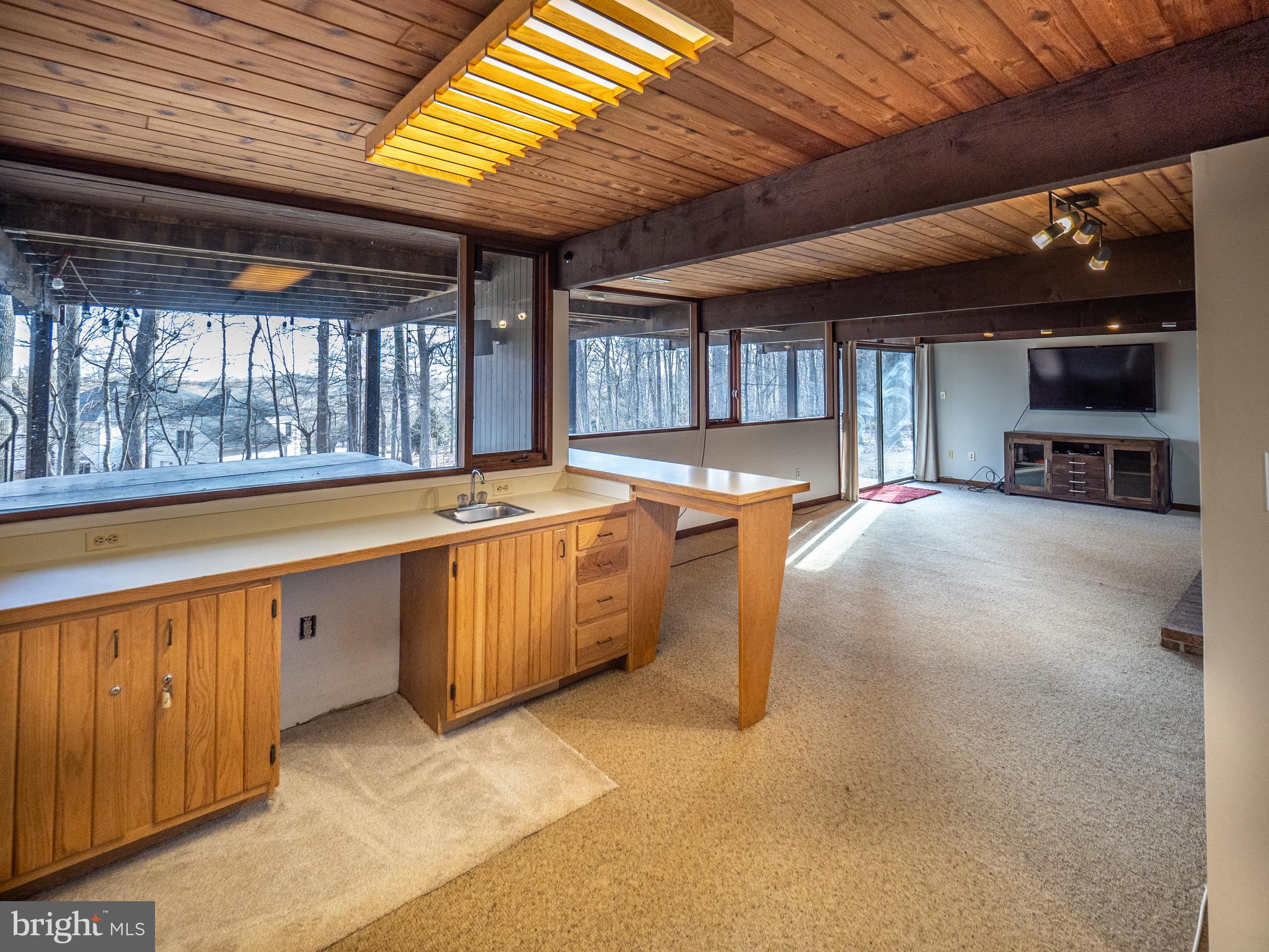 DARNESTOWN KNOLLS - Residential Lease