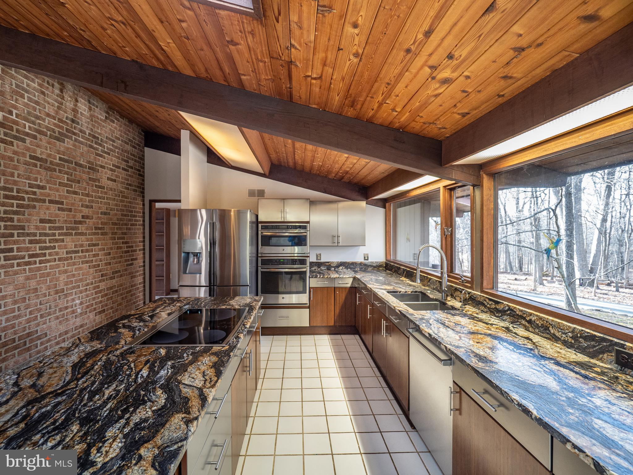 DARNESTOWN KNOLLS - Residential Lease