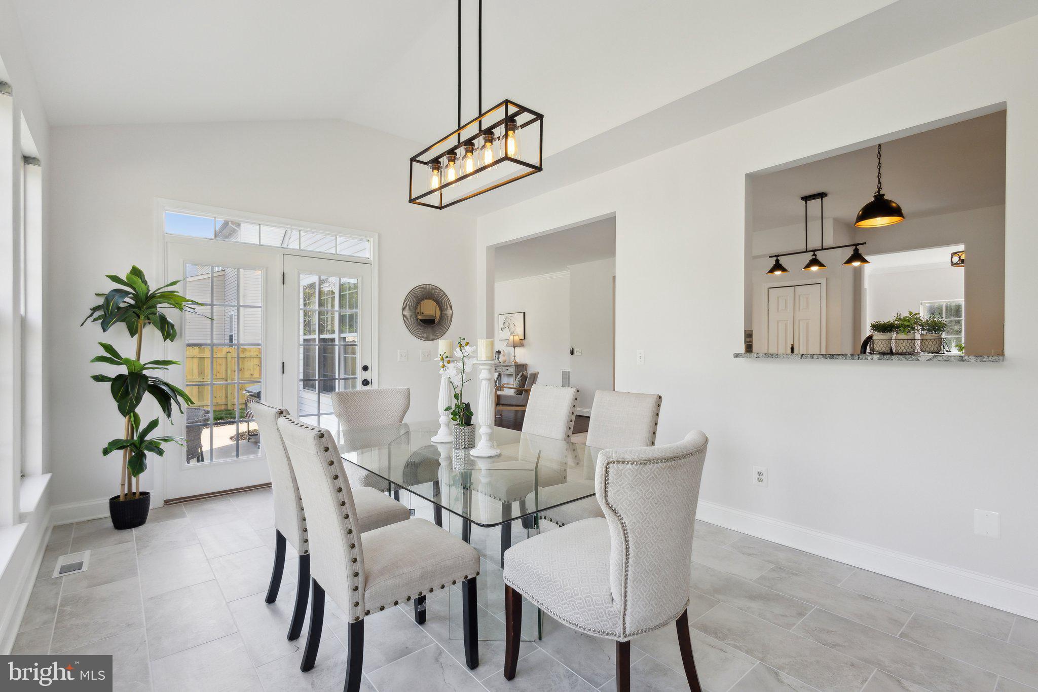 GREEN MEADOWS - Residential