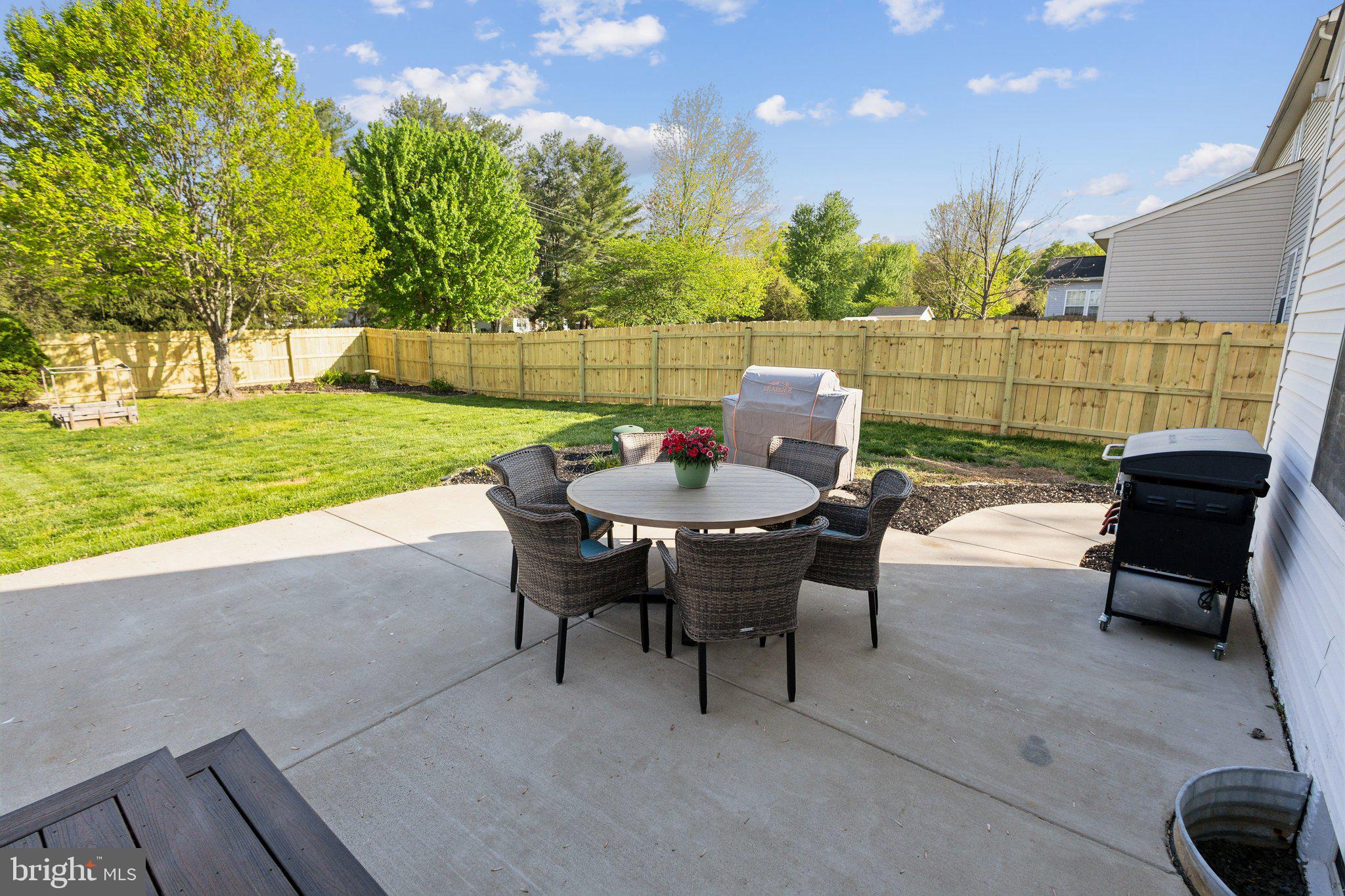 GREEN MEADOWS - Residential