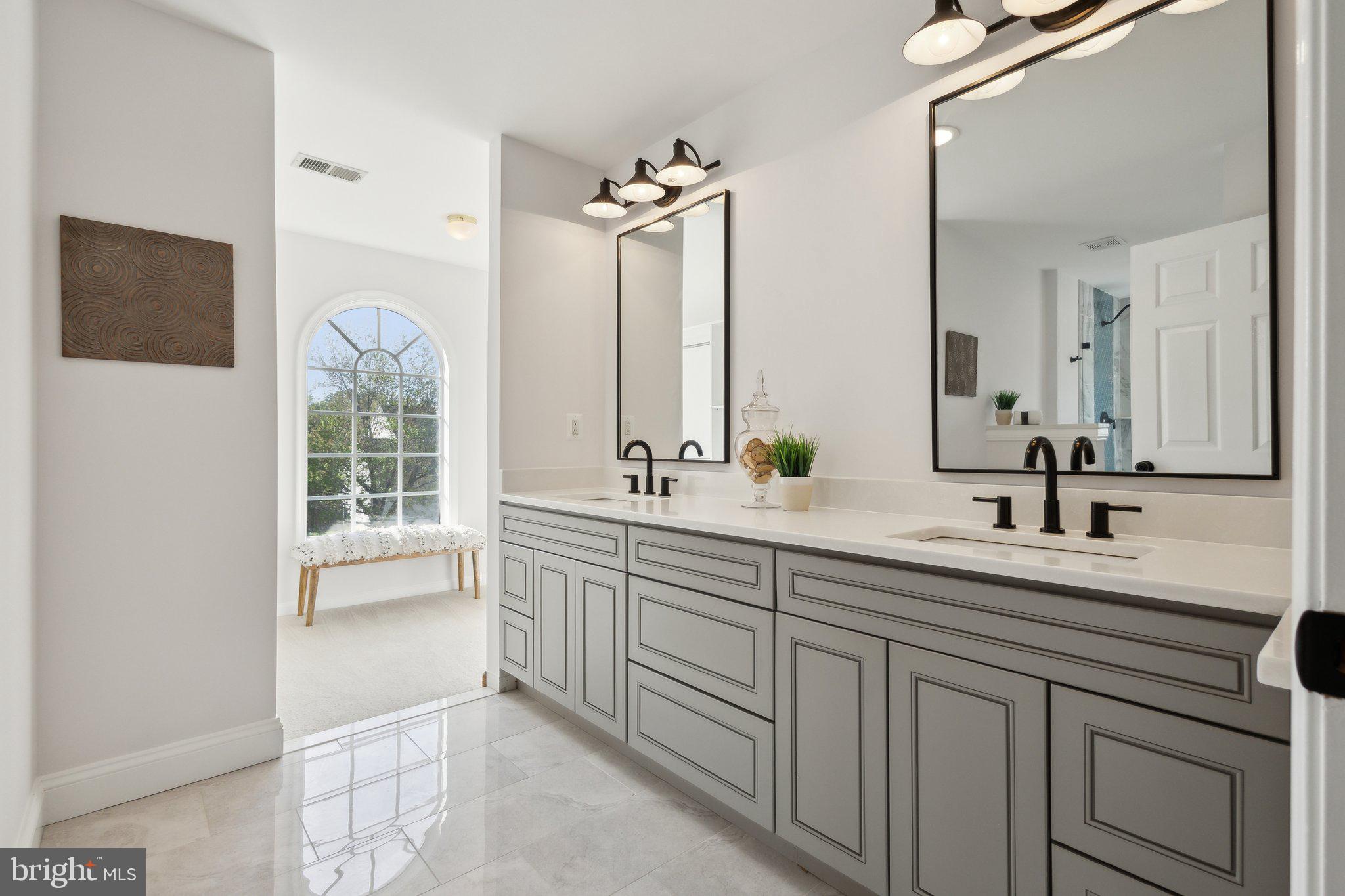 GREEN MEADOWS - Residential