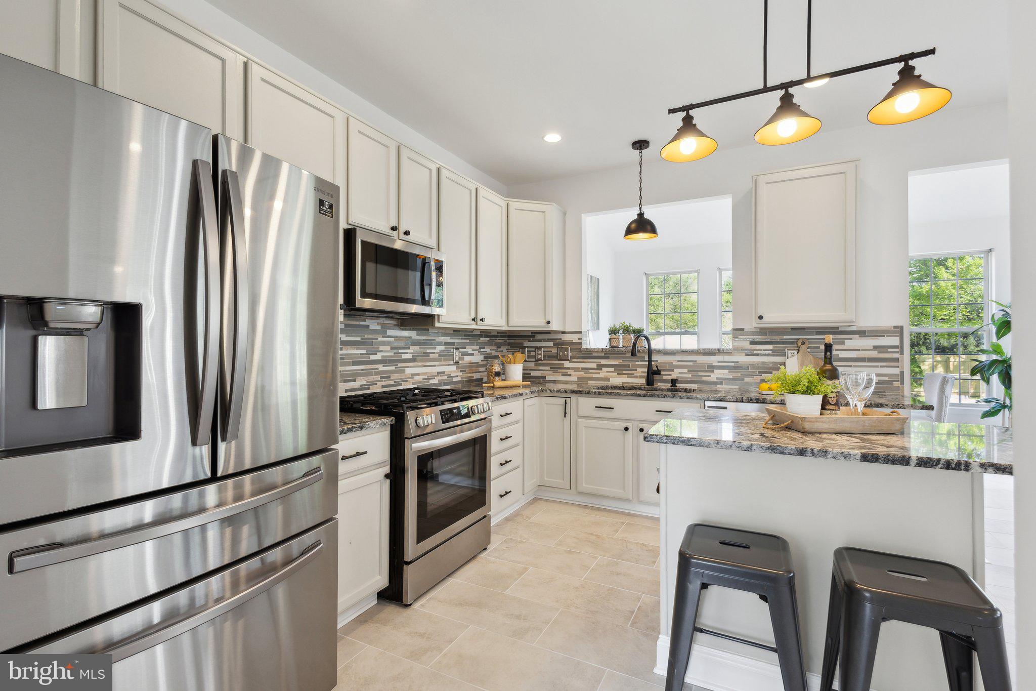 GREEN MEADOWS - Residential