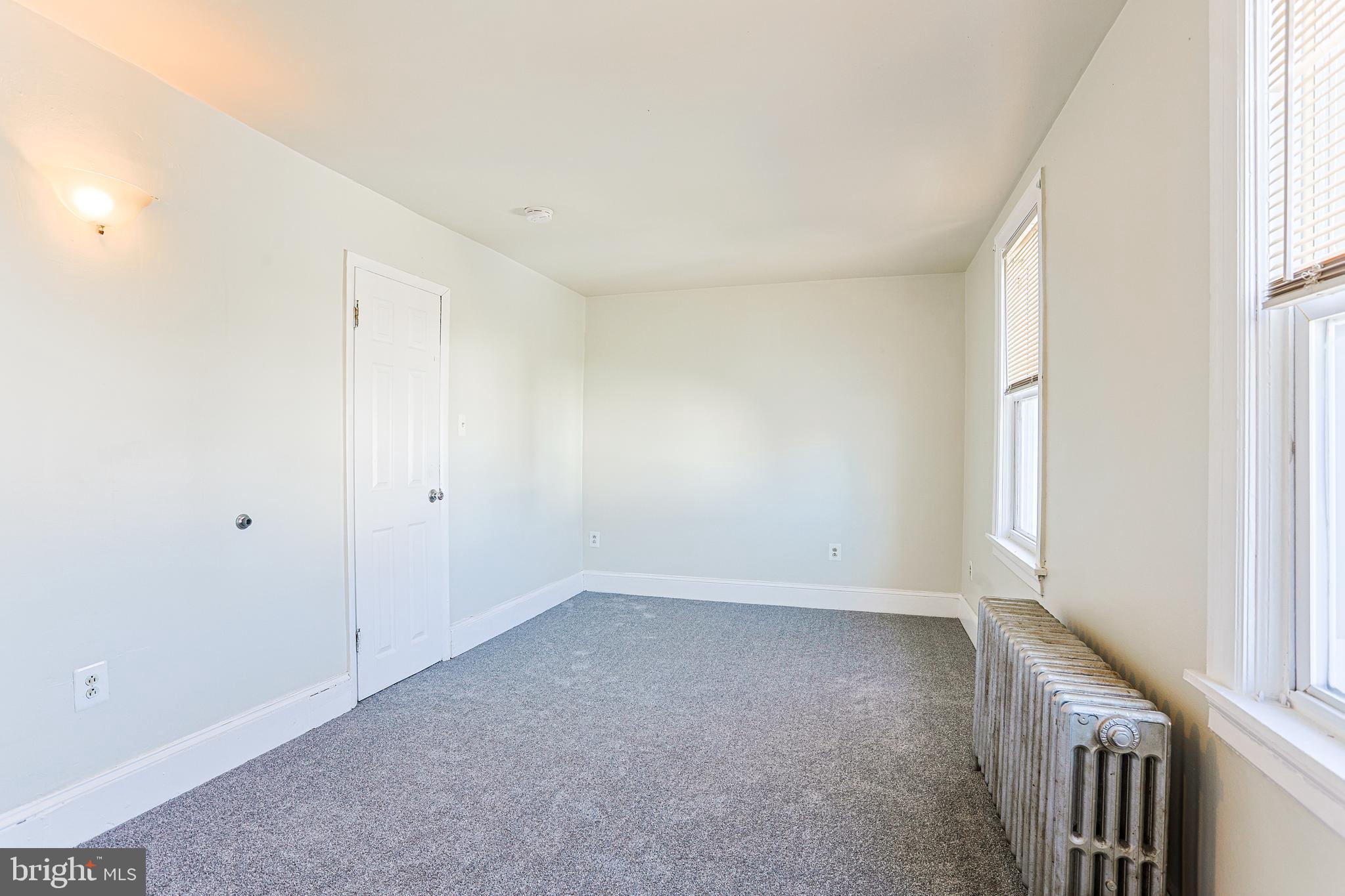 CLIFTON HEIGHTS - Residential