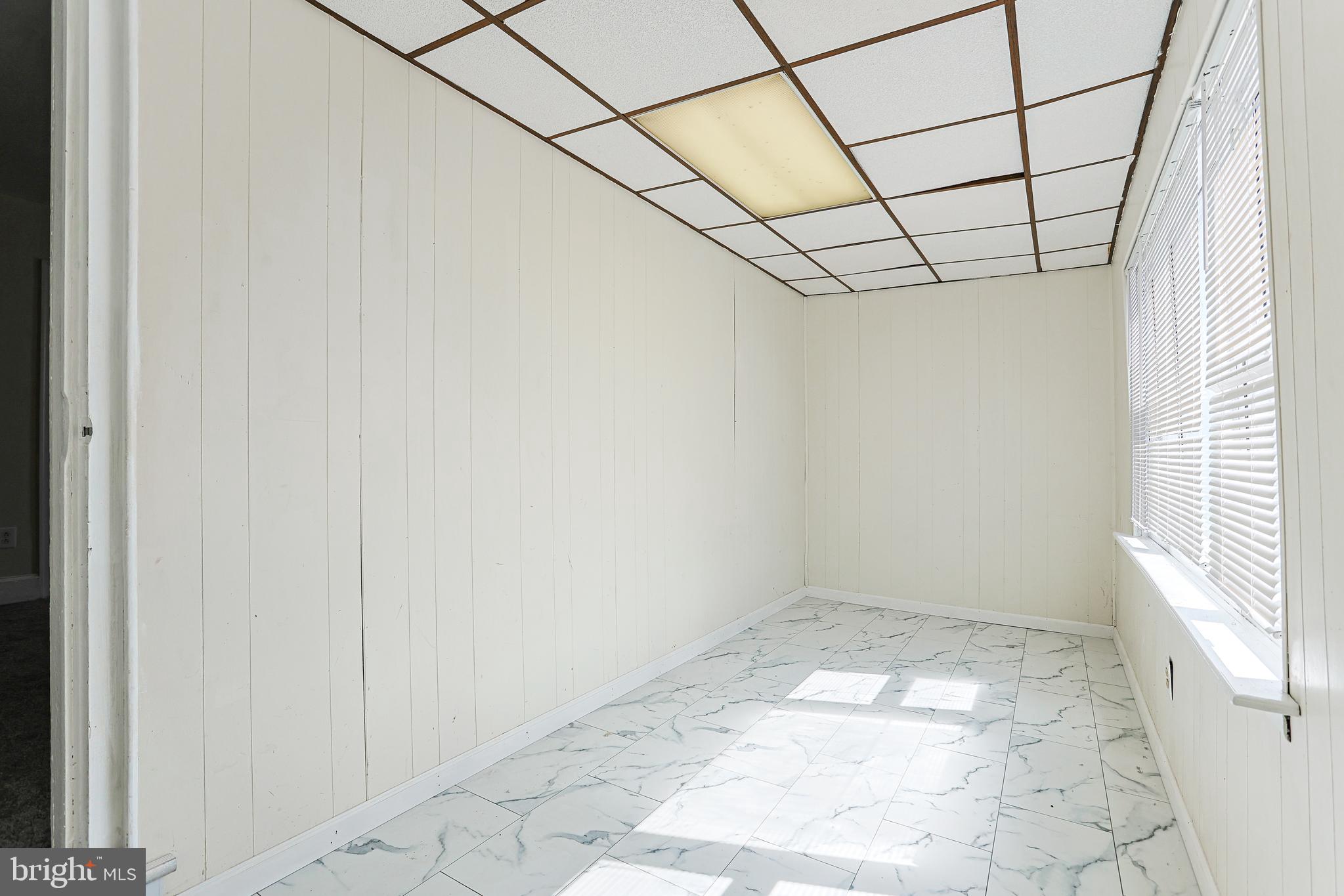 CLIFTON HEIGHTS - Residential