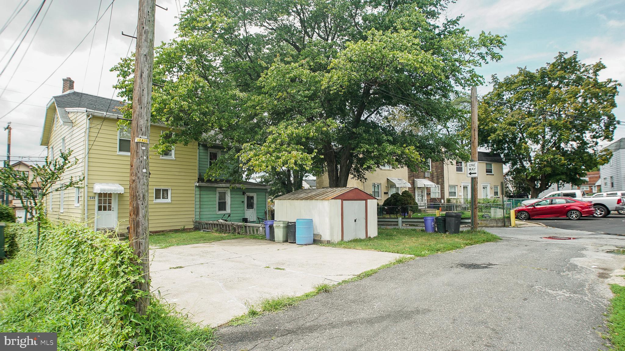CLIFTON HEIGHTS - Residential