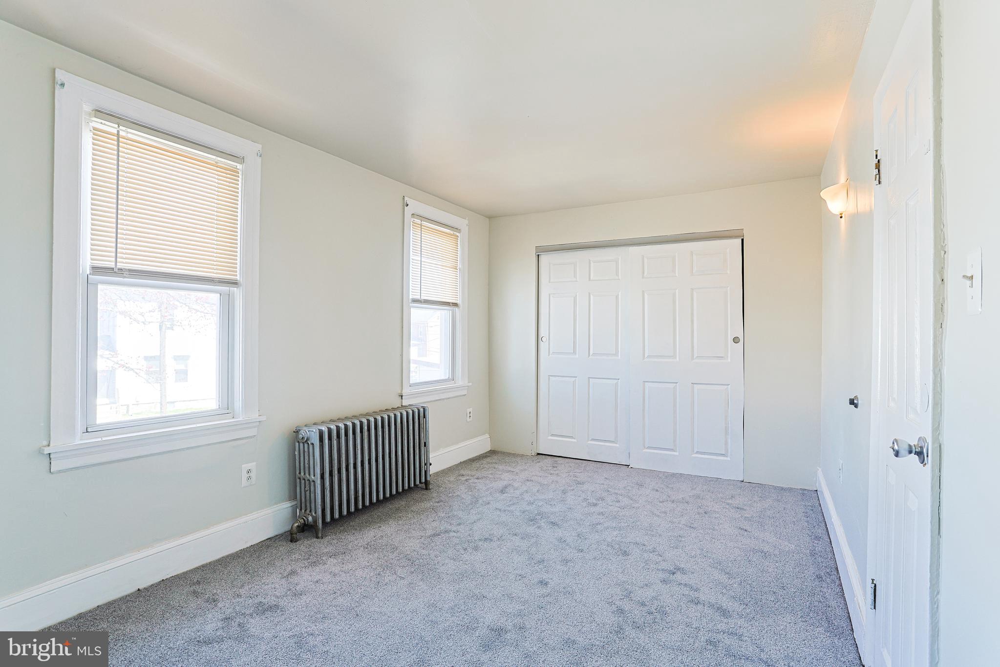 CLIFTON HEIGHTS - Residential