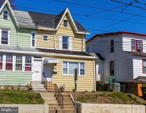 349 S Springfield Road, Clifton Heights, PA MLS: PADE2086196