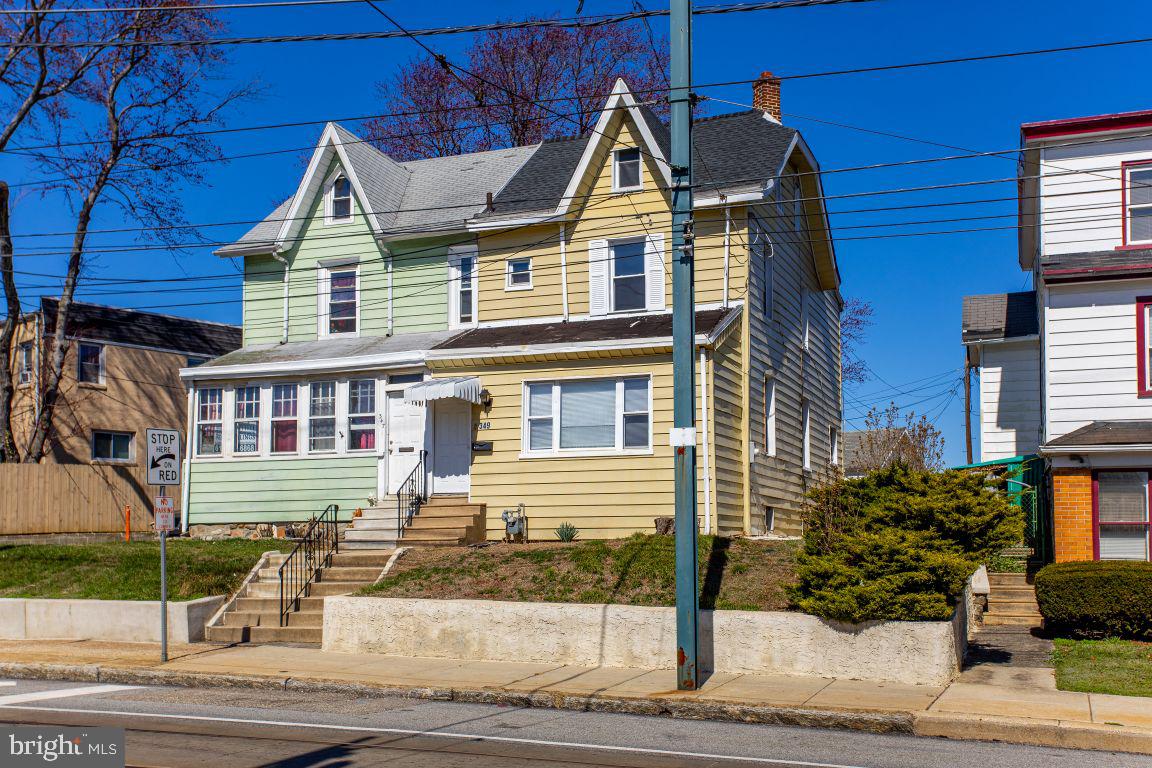 CLIFTON HEIGHTS - Residential