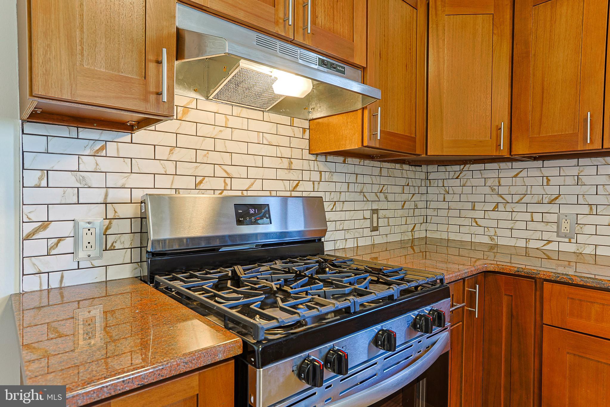 CLIFTON HEIGHTS - Residential