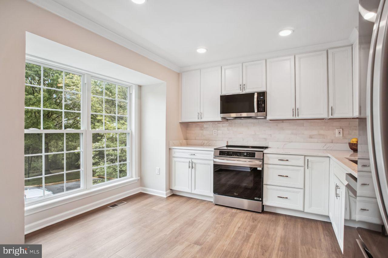 SINGLETONS GROVE - Residential