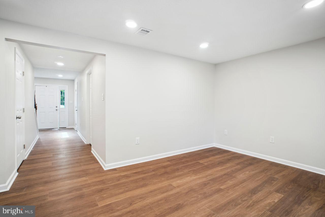 SINGLETONS GROVE - Residential