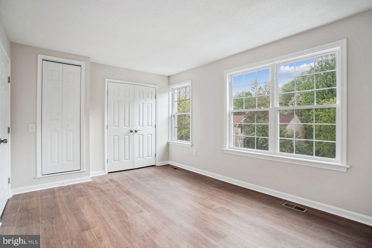 SINGLETONS GROVE - Residential