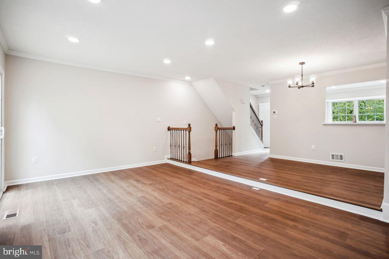 SINGLETONS GROVE - Residential