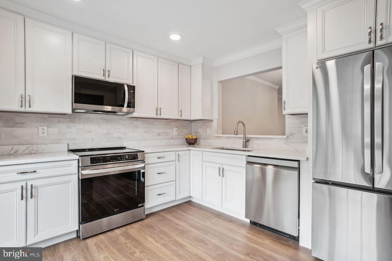 SINGLETONS GROVE - Residential