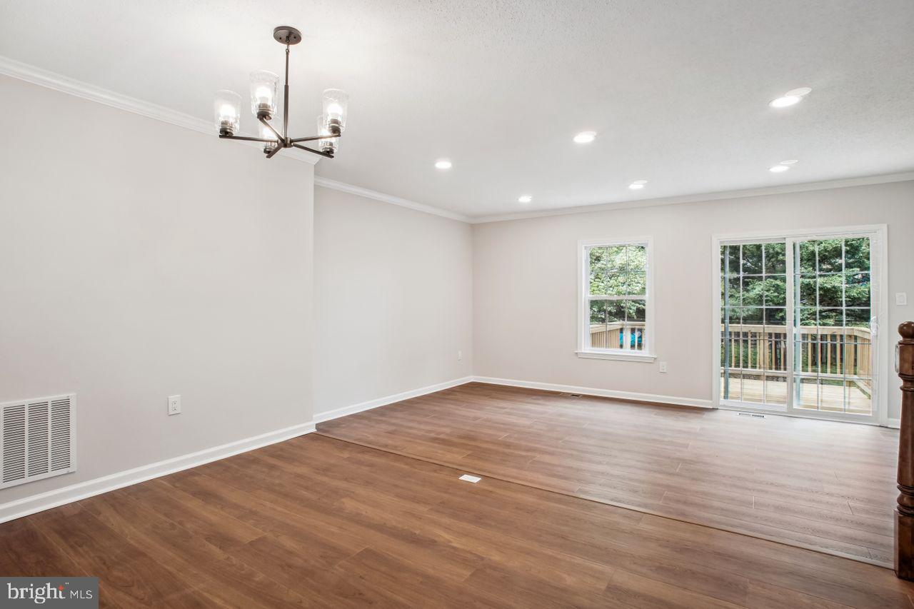 SINGLETONS GROVE - Residential