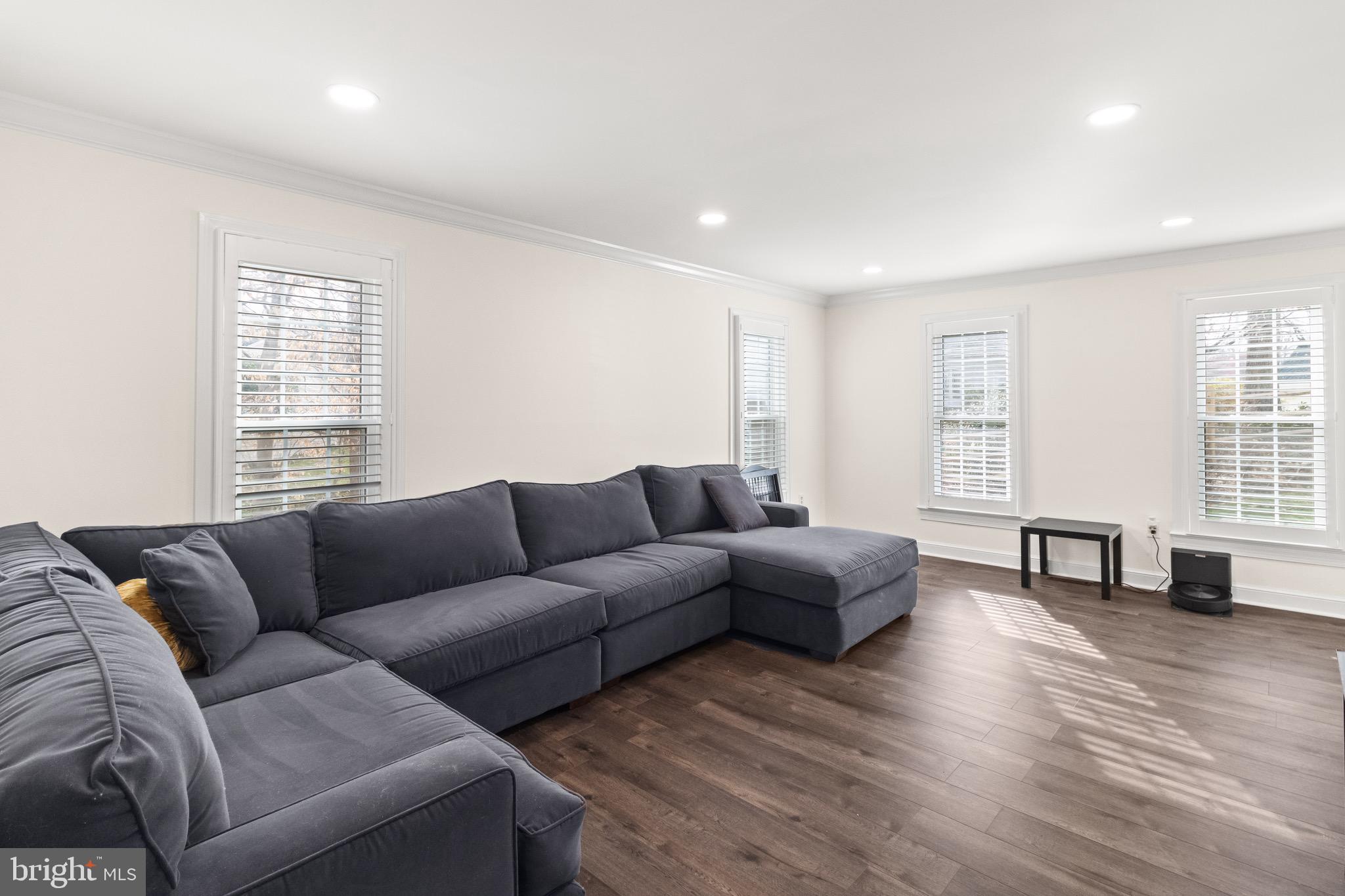 INGLEWOOD ESTATES - Residential