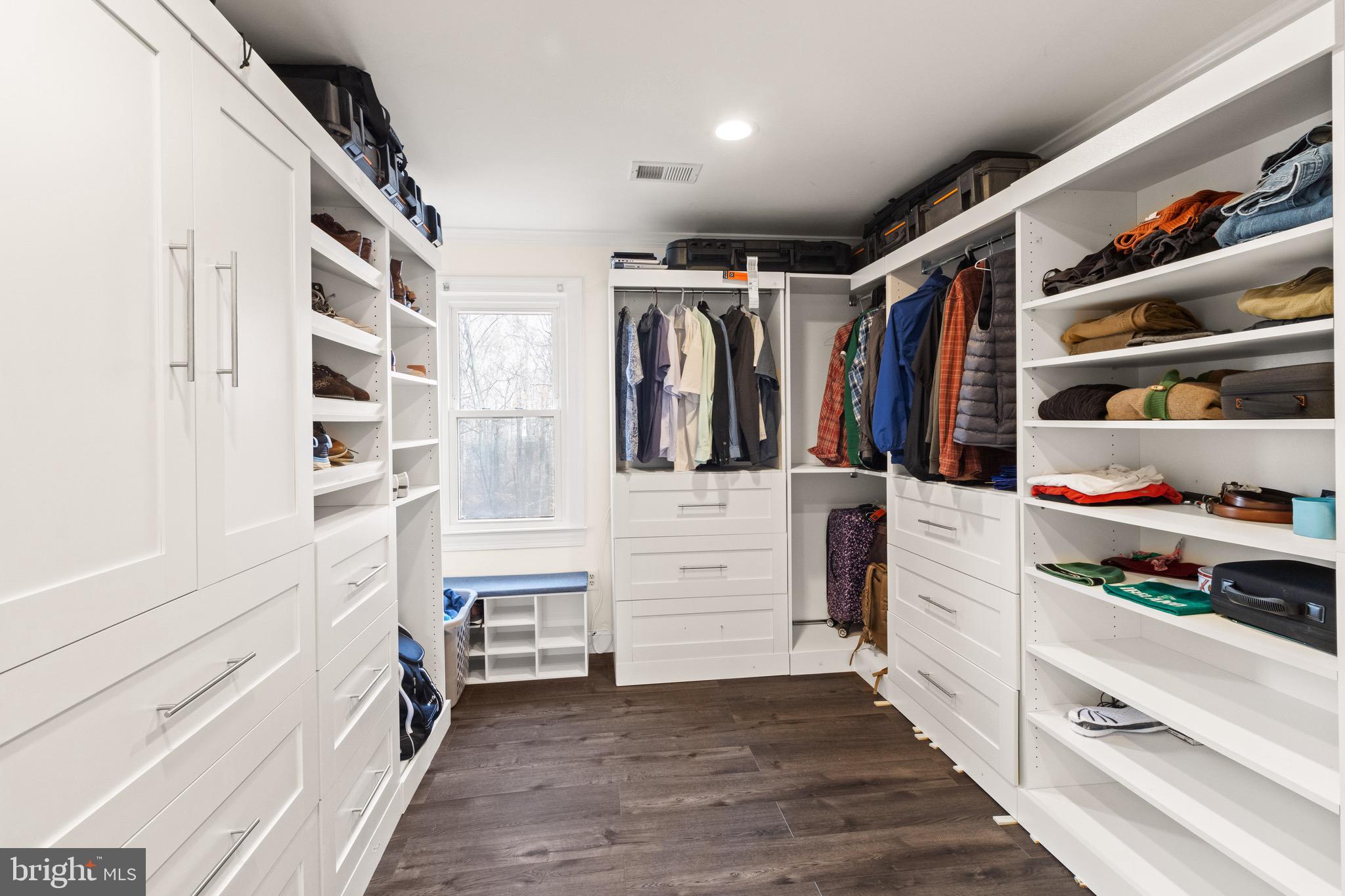 INGLEWOOD ESTATES - Residential