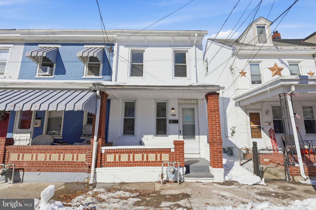 Photo of 509 Pond Street, BRISTOL, PA 19007 (MLS # PABU2113548)