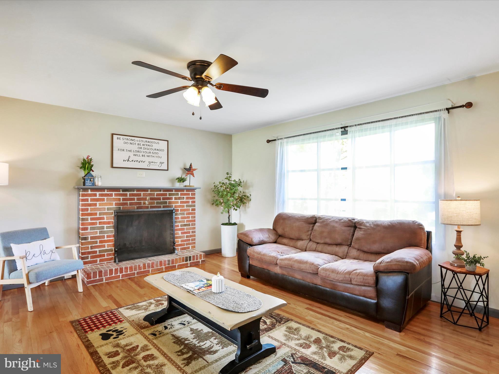 1577 PARK TERRACE DRIVE