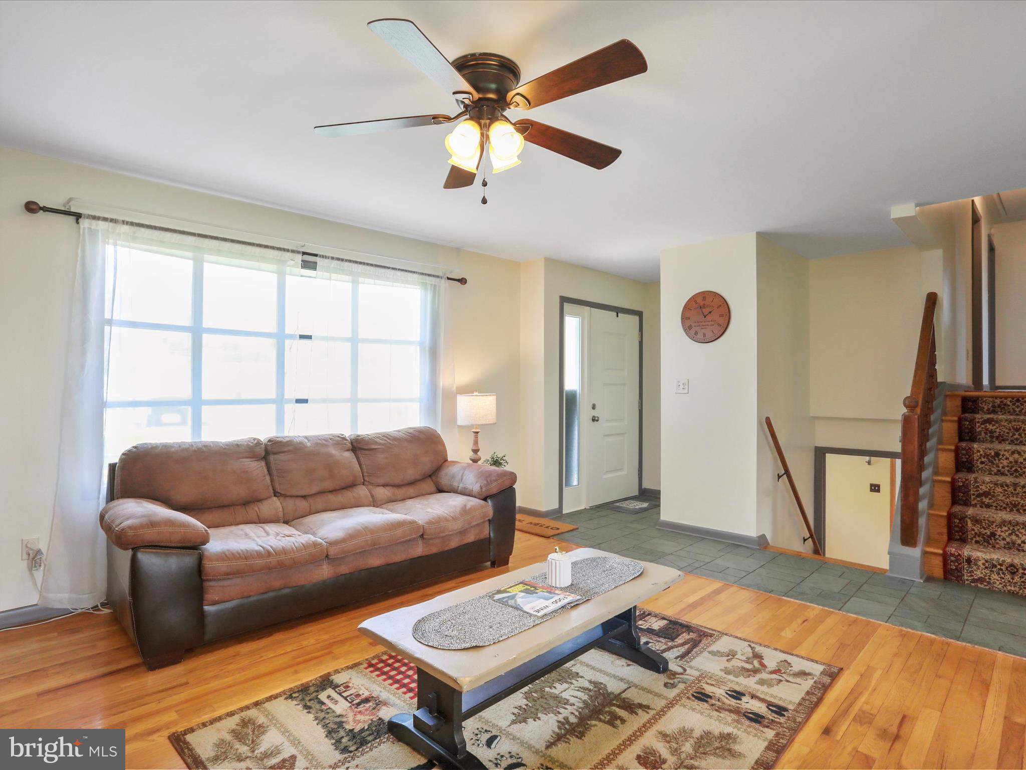 1577 PARK TERRACE DRIVE