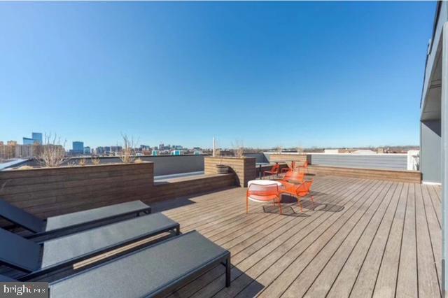 FAIRMOUNT - Residential Lease