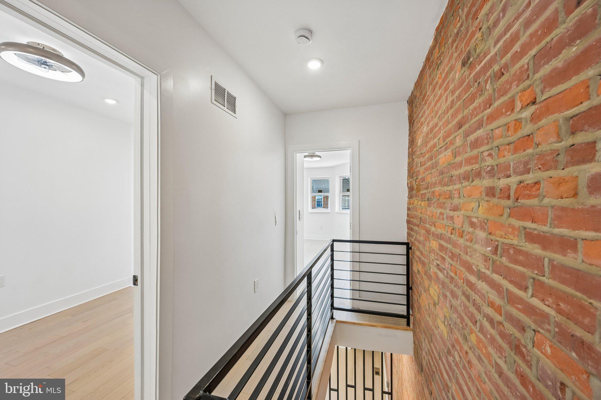 PORT RICHMOND - Residential