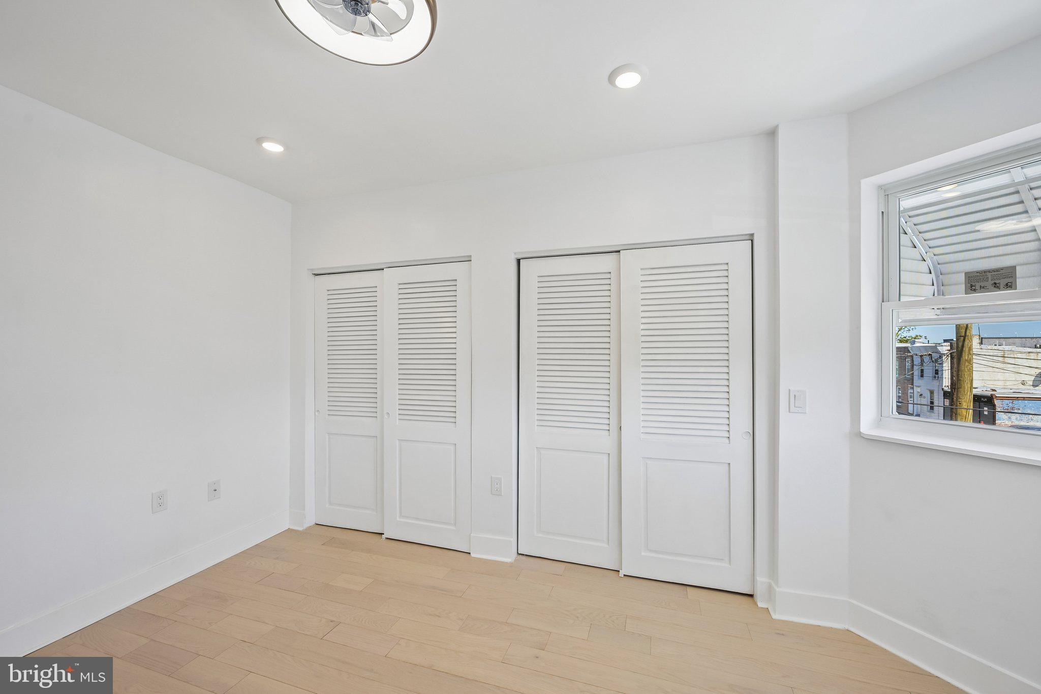 PORT RICHMOND - Residential