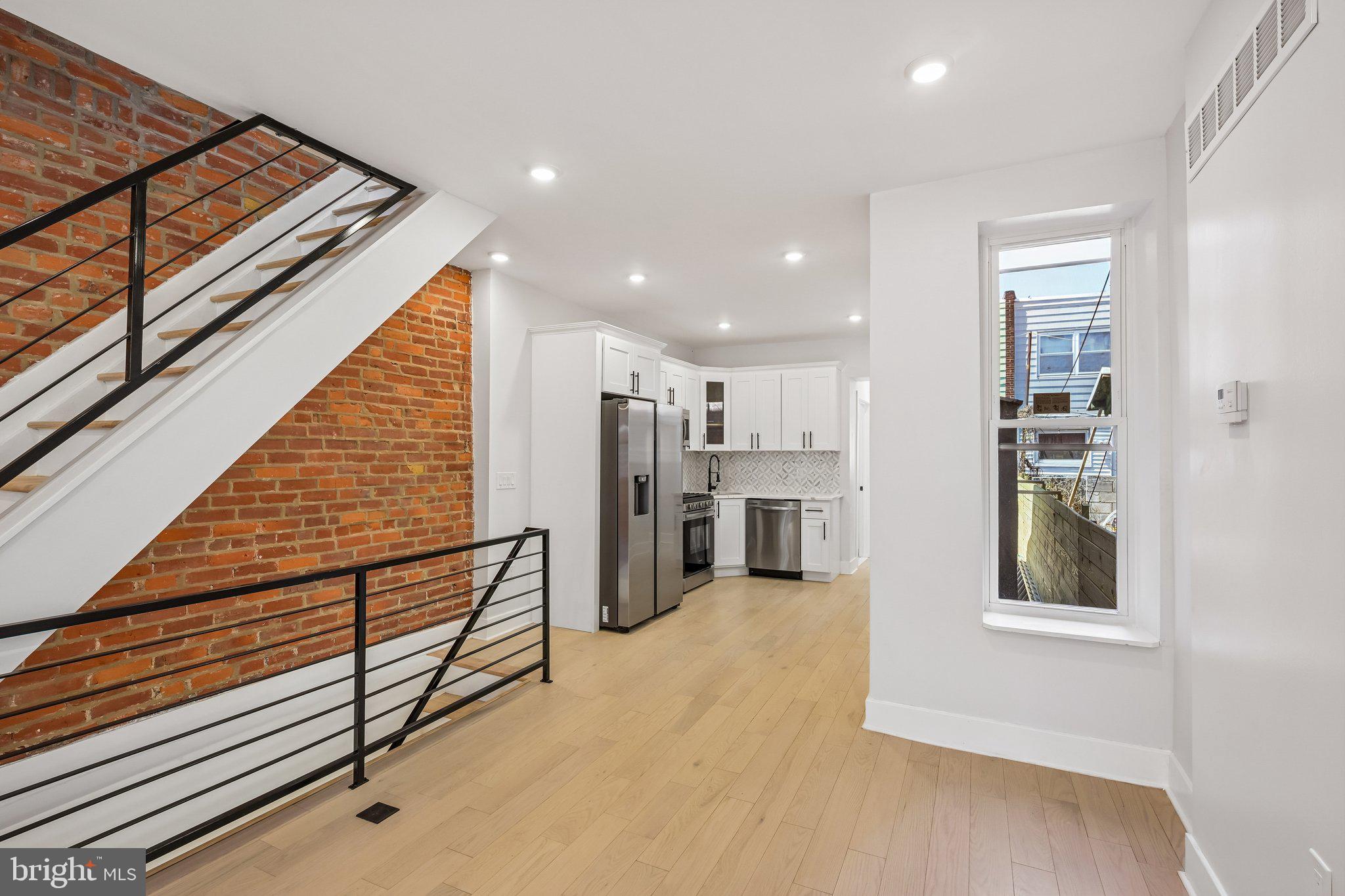 PORT RICHMOND - Residential